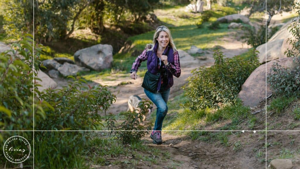 Image of a woman running to illustrate energy 