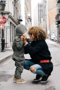 child and mother together to illustrate therapy for children in Houston, Texas